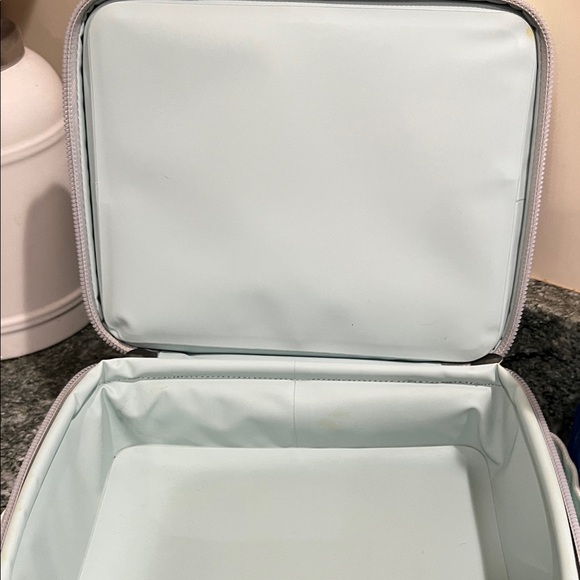 YETI Aqua Lunch Box Daytrip lunchbox - Picture 3 of 3